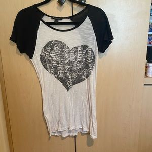 Black and white tshirt